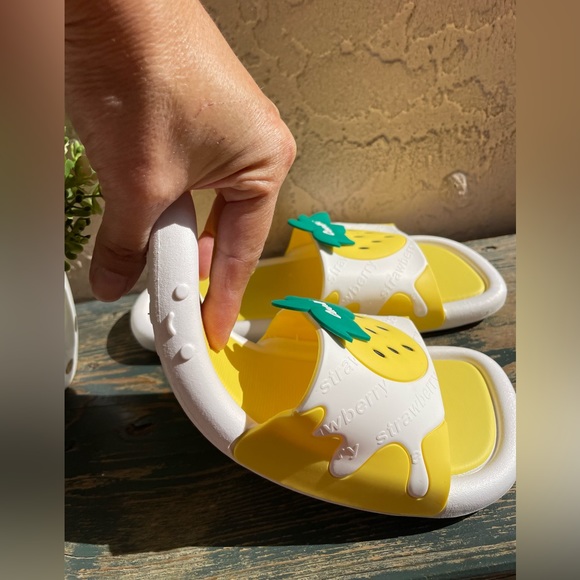 NWT NWT Summer Pineapple Flip Flops Non-Slip Big Kids Size 3.5US( (8.5’inch) - Picture 11 of 17